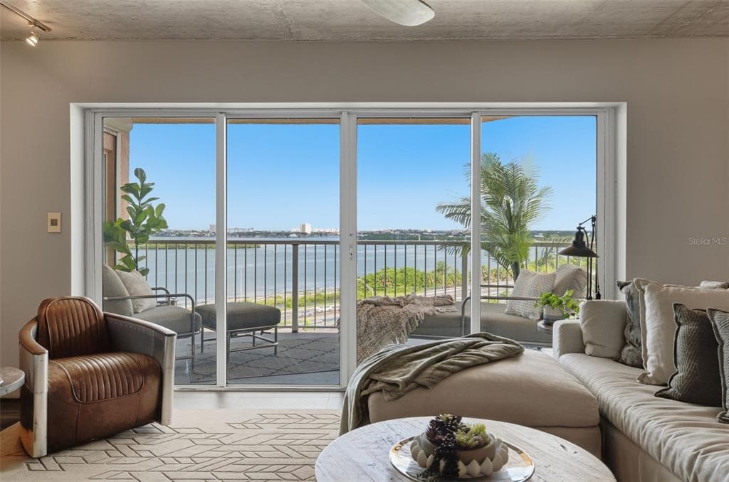 7430 SUNSHINE SKYWAY LANE S 901 photo 14