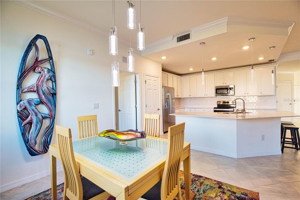 10042 CROOKED CREEK DRIVE 102 photo 19