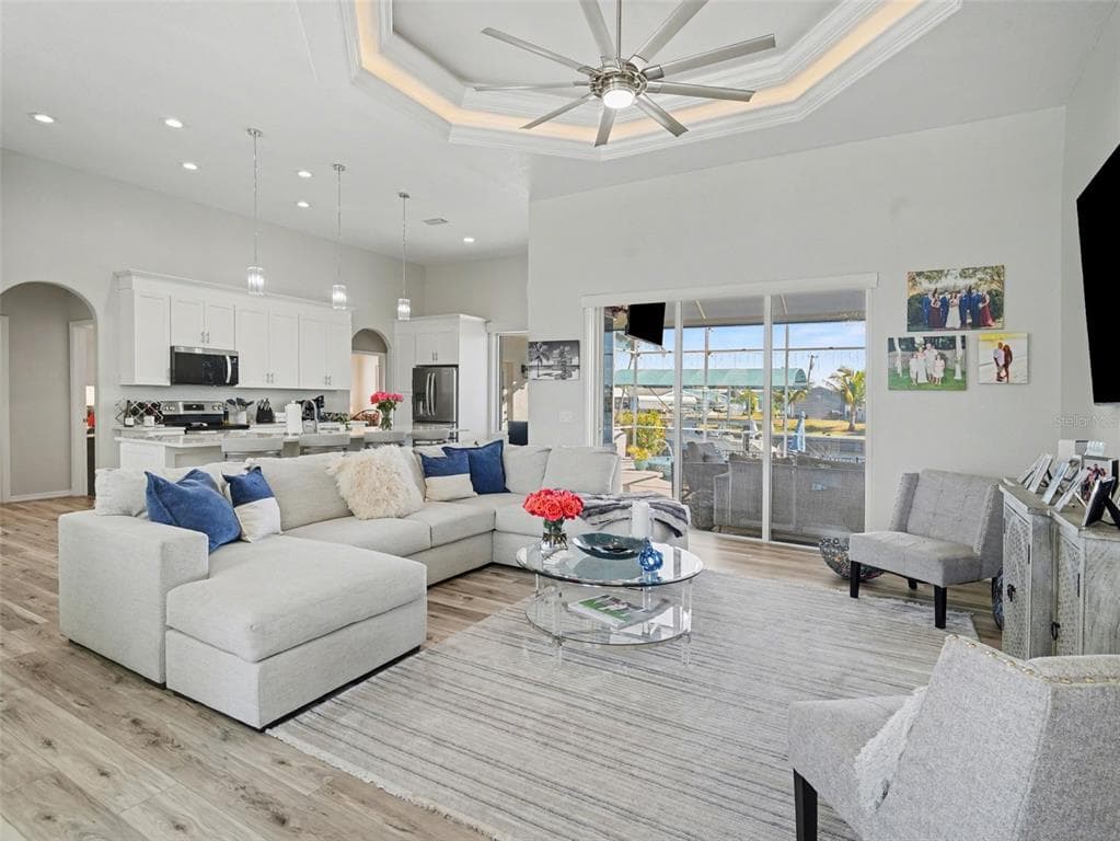 4256 BEACH VIEW COURT photo 6