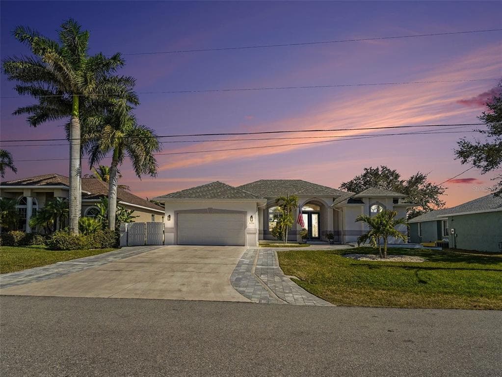 4256 BEACH VIEW COURT photo 1