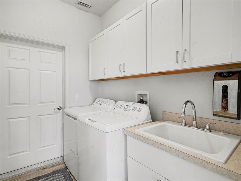 4256 BEACH VIEW COURT photo 25