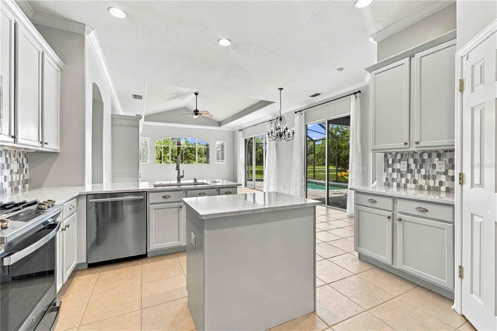 7409 GREEN STREET photo 8