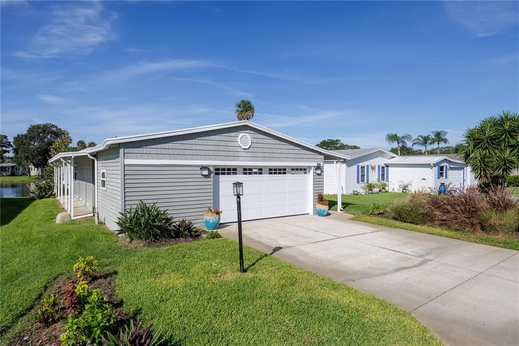 728 NAVIGATORS WAY photo 1
