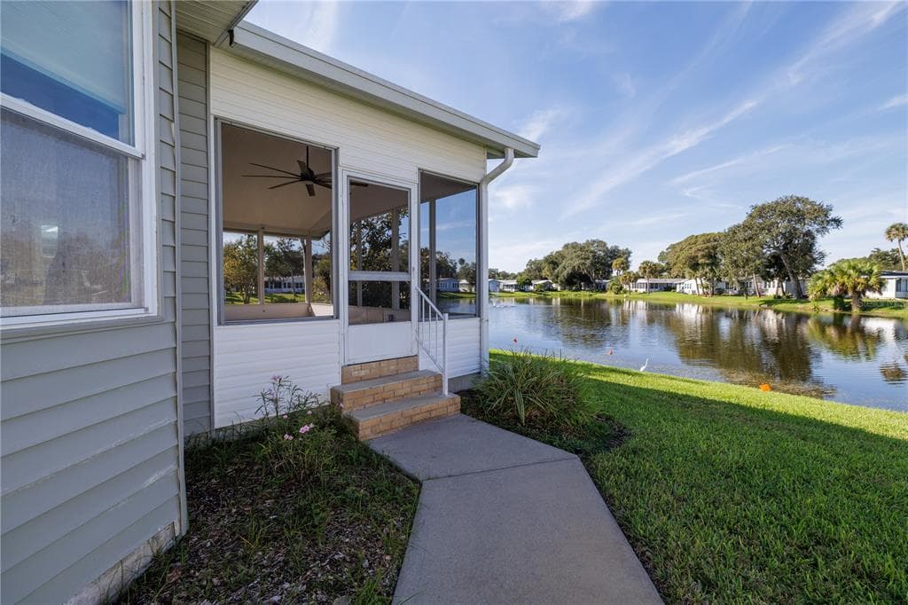 728 NAVIGATORS WAY photo 5