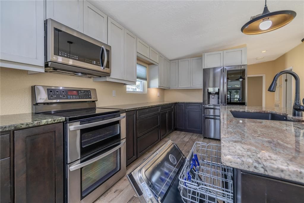 728 NAVIGATORS WAY photo 20