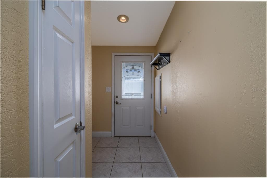 728 NAVIGATORS WAY photo 10