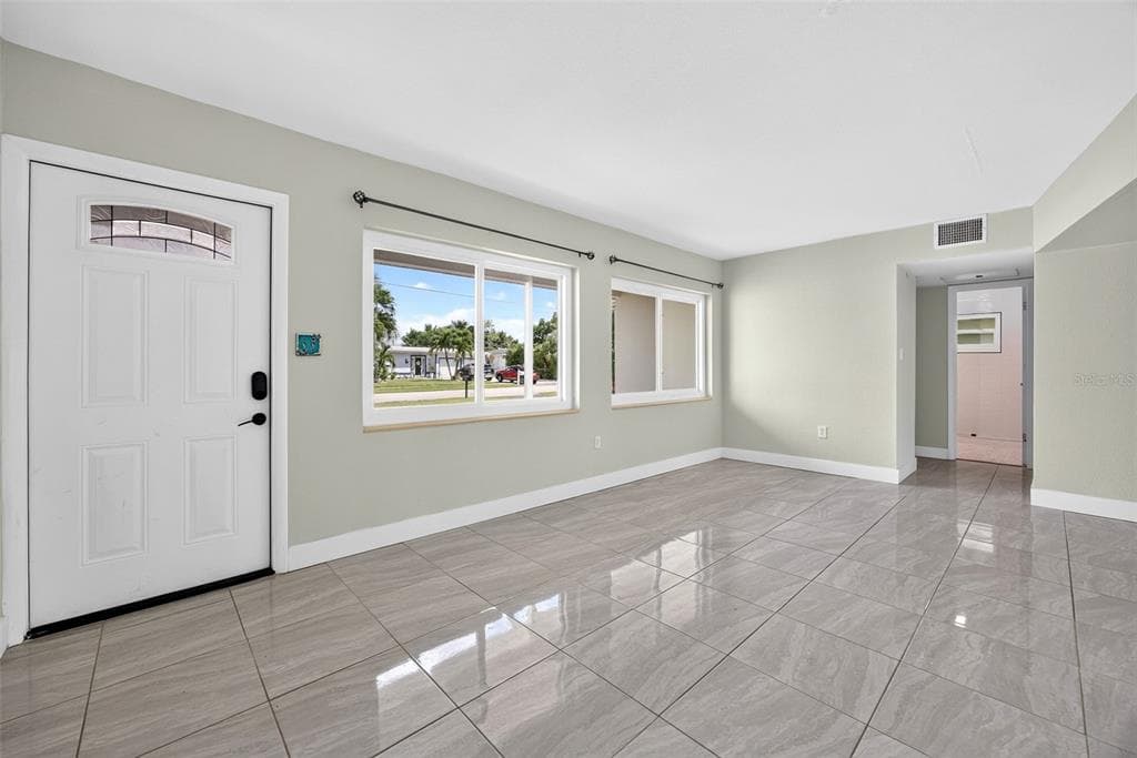 530 LINDLEY TERRACE photo 5