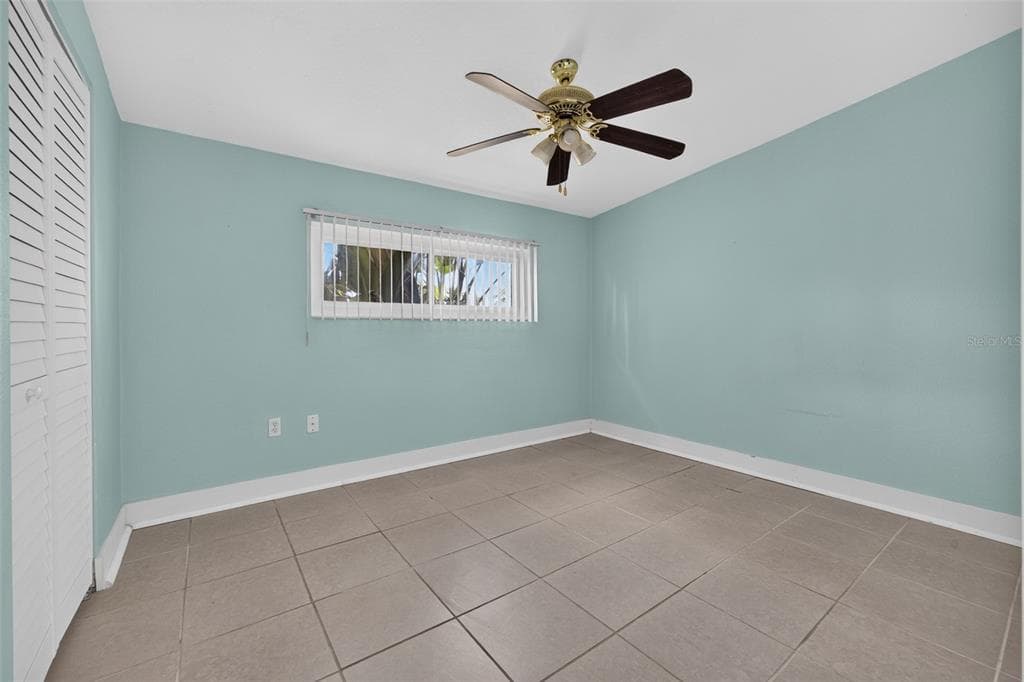 530 LINDLEY TERRACE photo 20