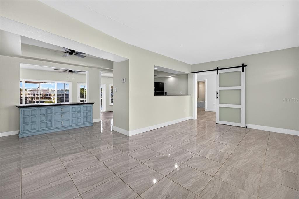 530 LINDLEY TERRACE photo 8