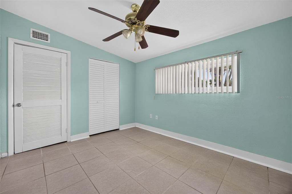 530 LINDLEY TERRACE photo 21