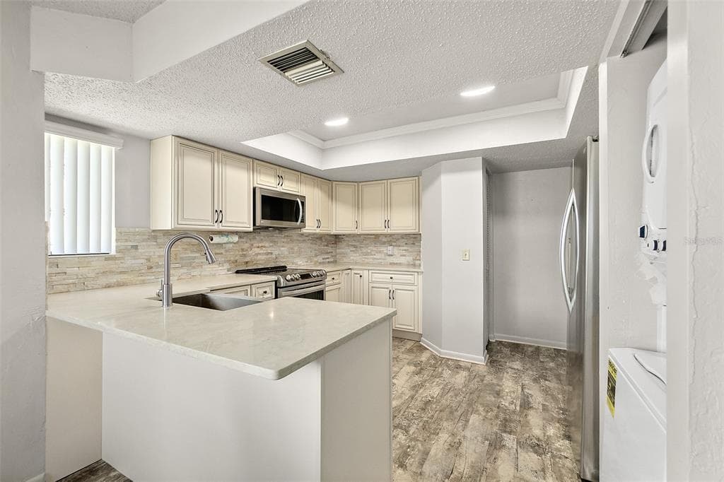34 SHERBURY COURT 34 photo 16