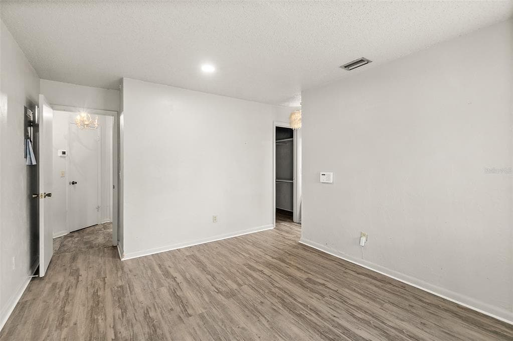 34 SHERBURY COURT 34 photo 24