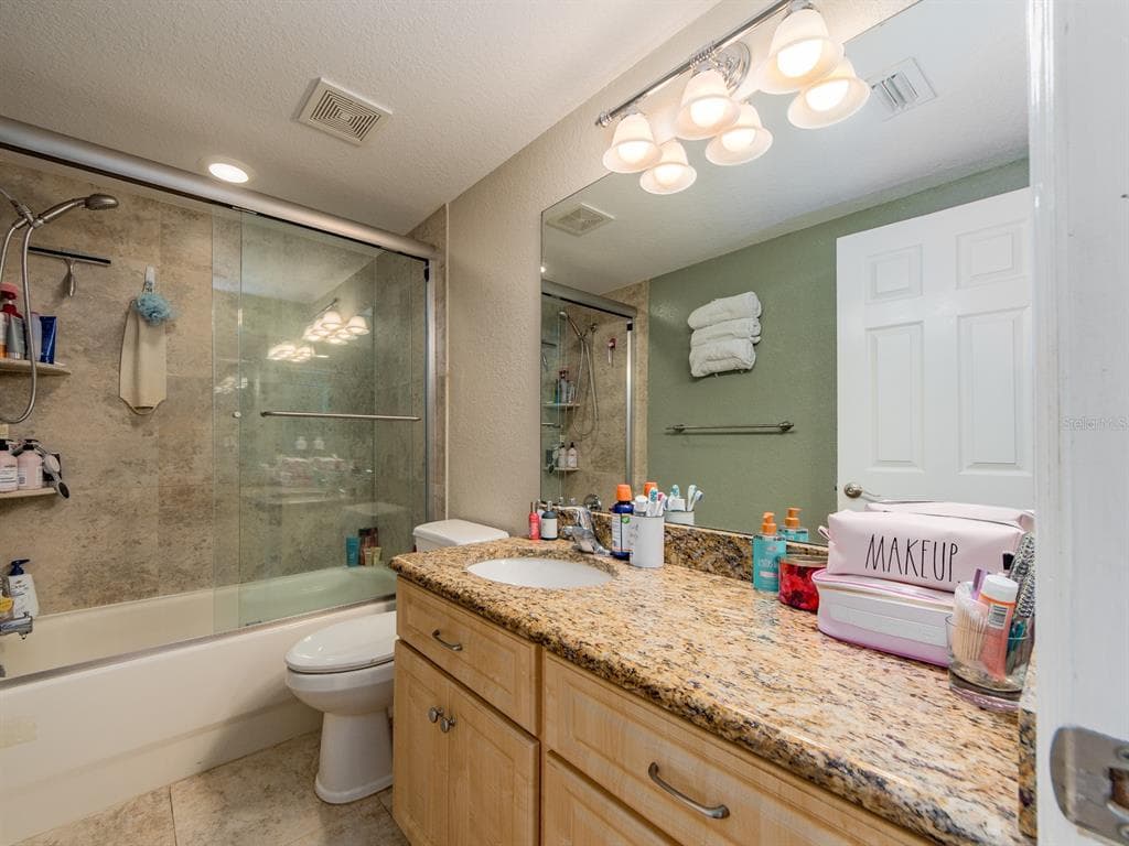 770 ISLAND WAY N103 photo 19