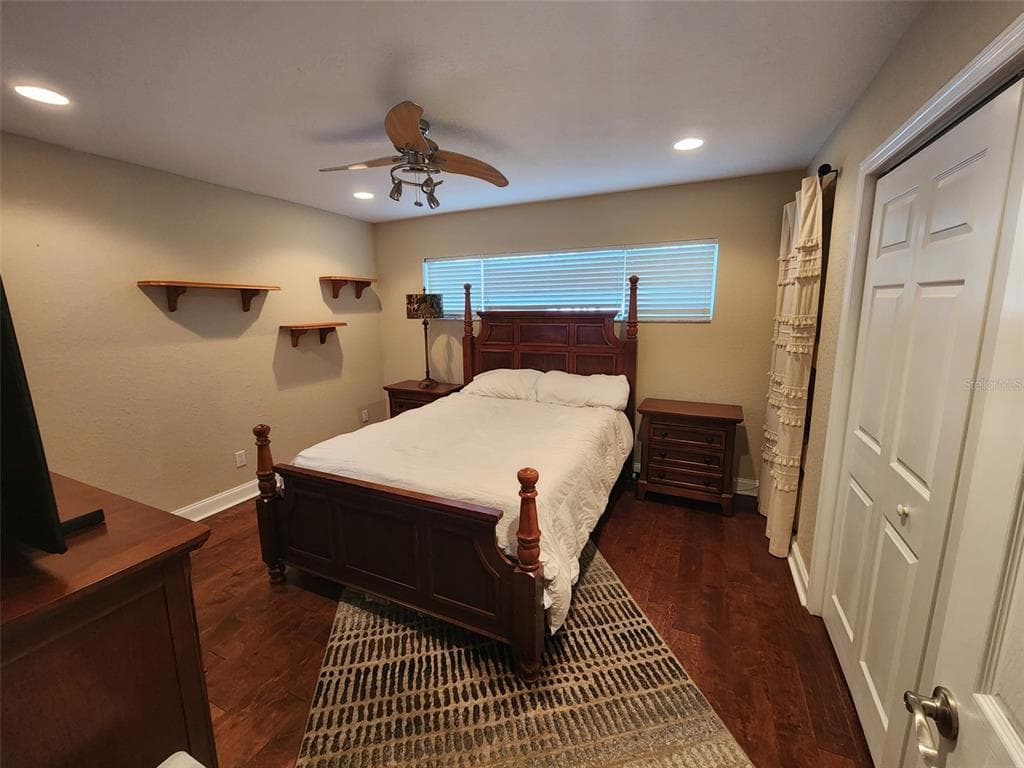 770 ISLAND WAY N103 photo 21