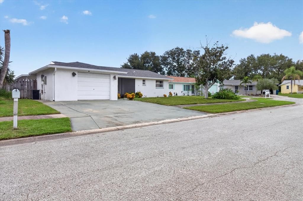 2217 HARRISON DRIVE photo 12