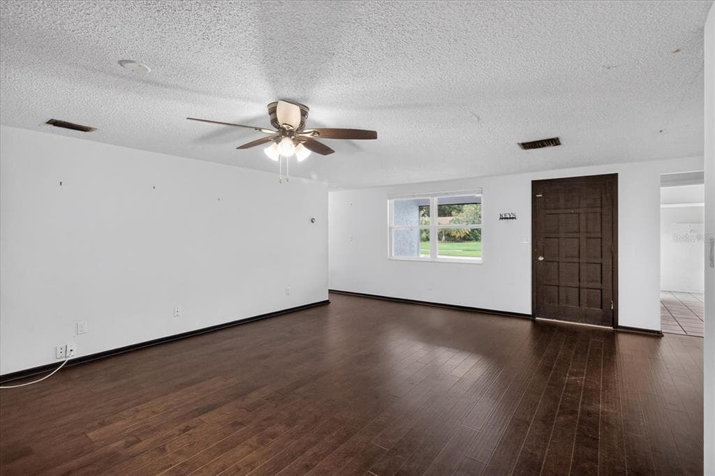 2217 HARRISON DRIVE photo 24