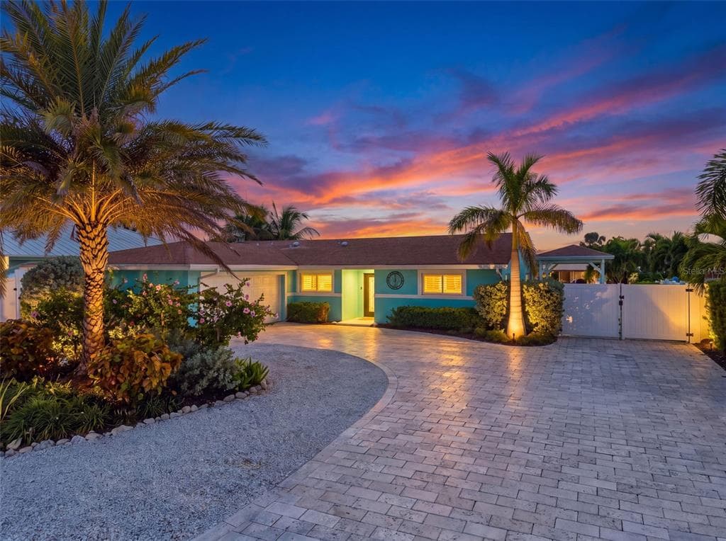 3708 ROYAL PALM DRIVE photo 1