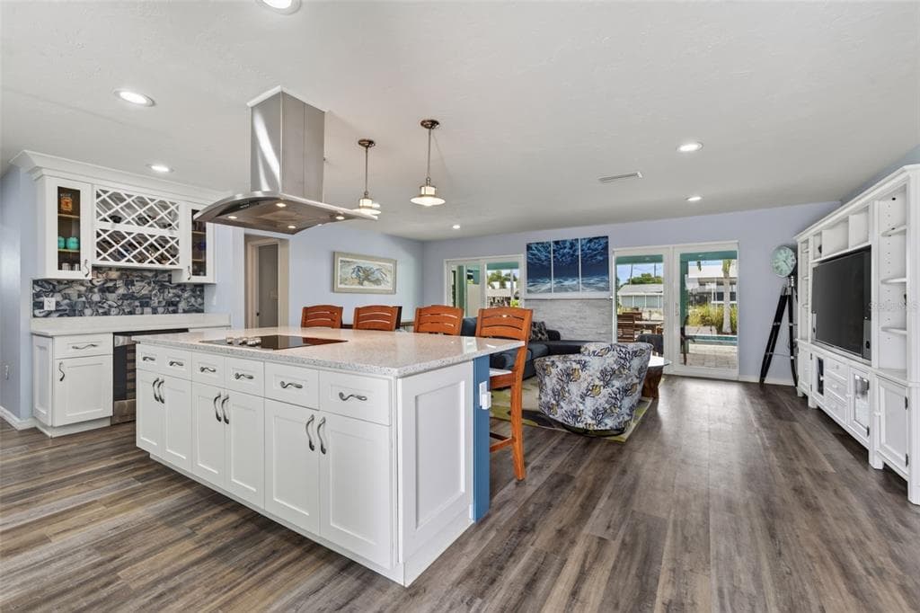 3708 ROYAL PALM DRIVE photo 8