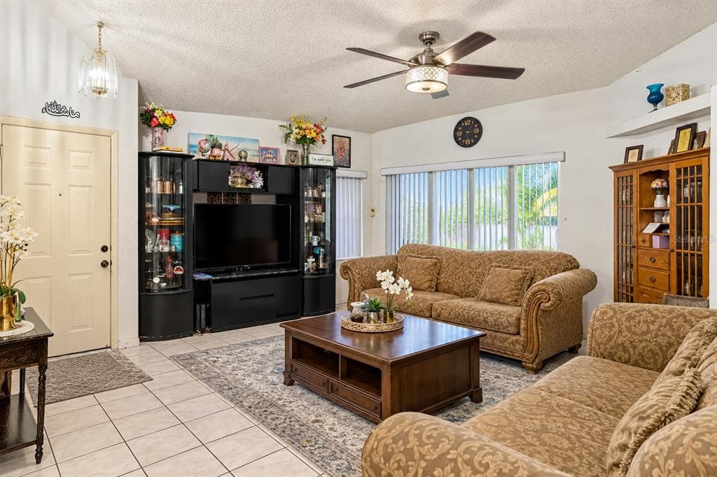 2122 NW 184TH WAY photo 5