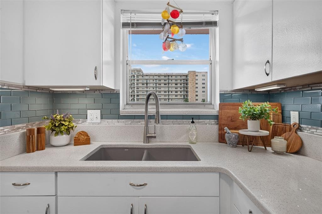 6025 SHORE BOULEVARD S 304 photo 7