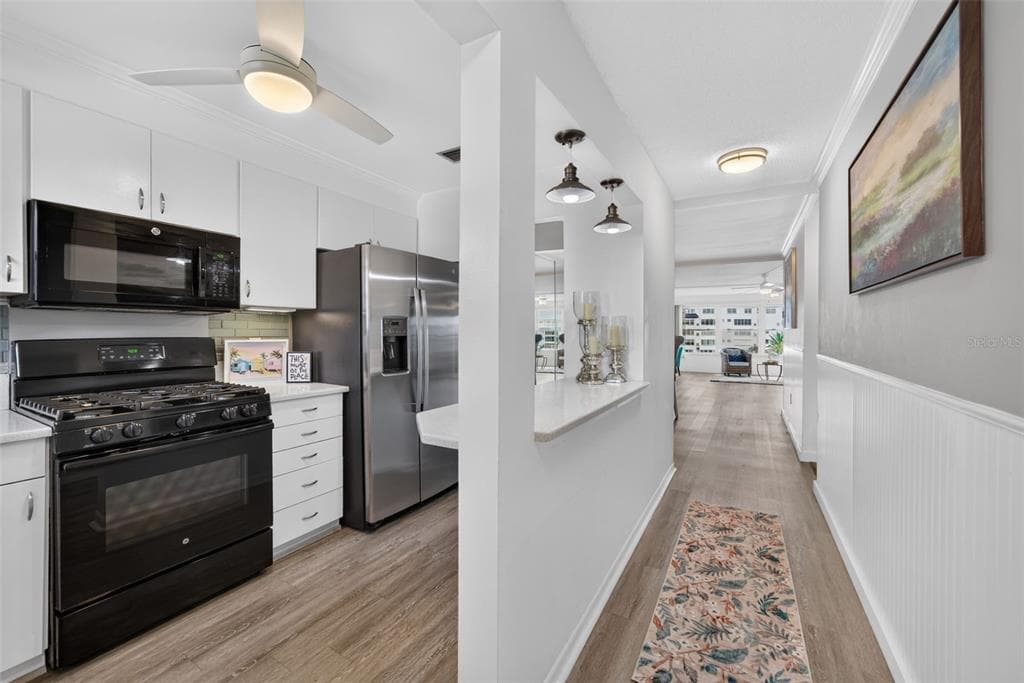 6025 SHORE BOULEVARD S 304 photo 5