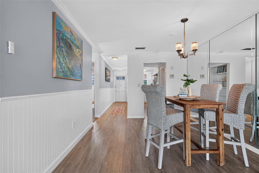 6025 SHORE BOULEVARD S 304 photo 14