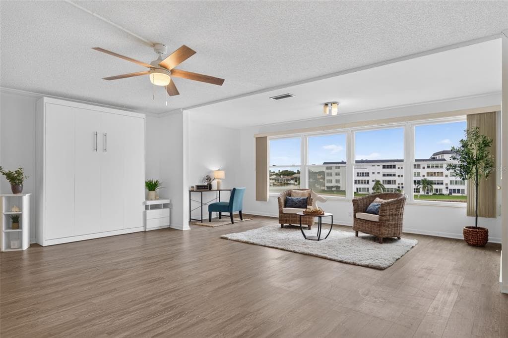 6025 SHORE BOULEVARD S 304 photo 18
