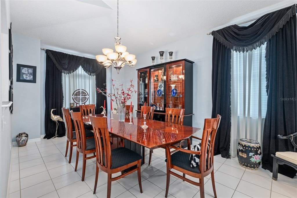 3 RIVERGATE LANE photo 25