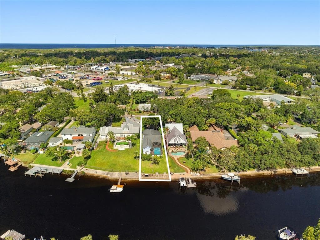 6674 RIVER ROAD 2