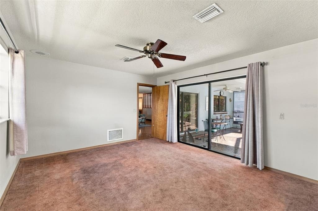 6674 RIVER ROAD photo 13