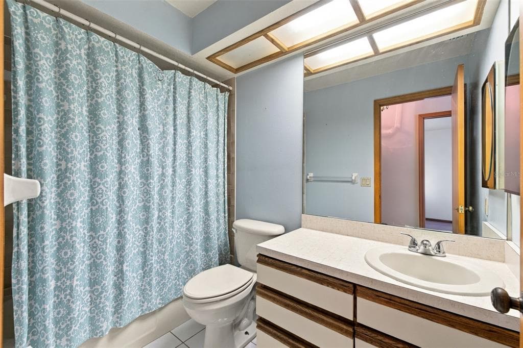 6674 RIVER ROAD photo 21