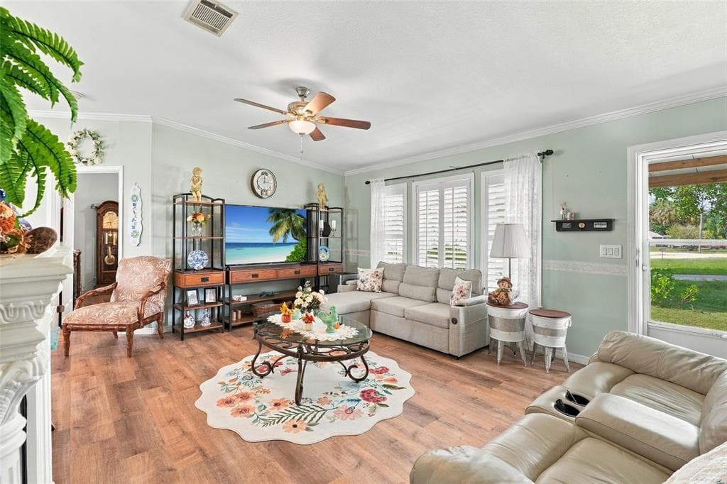 11806 SW SPRING LAKE DRIVE photo 3