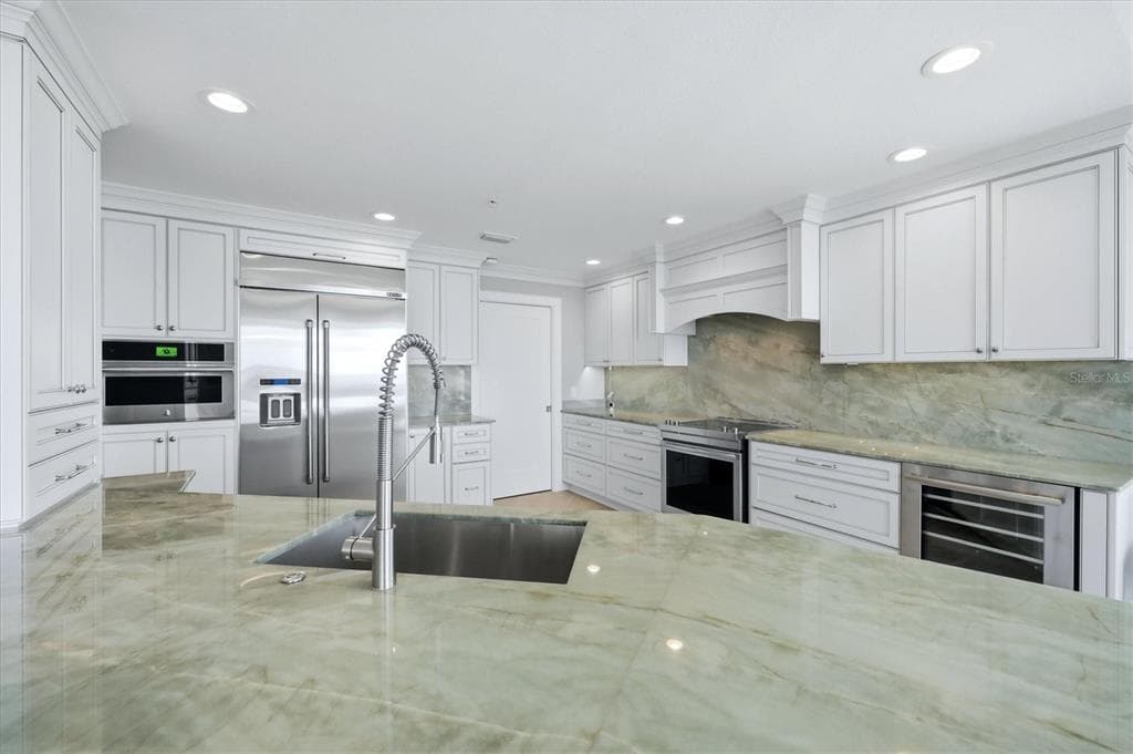 13213 GASPARILLA ROAD B601 photo 15
