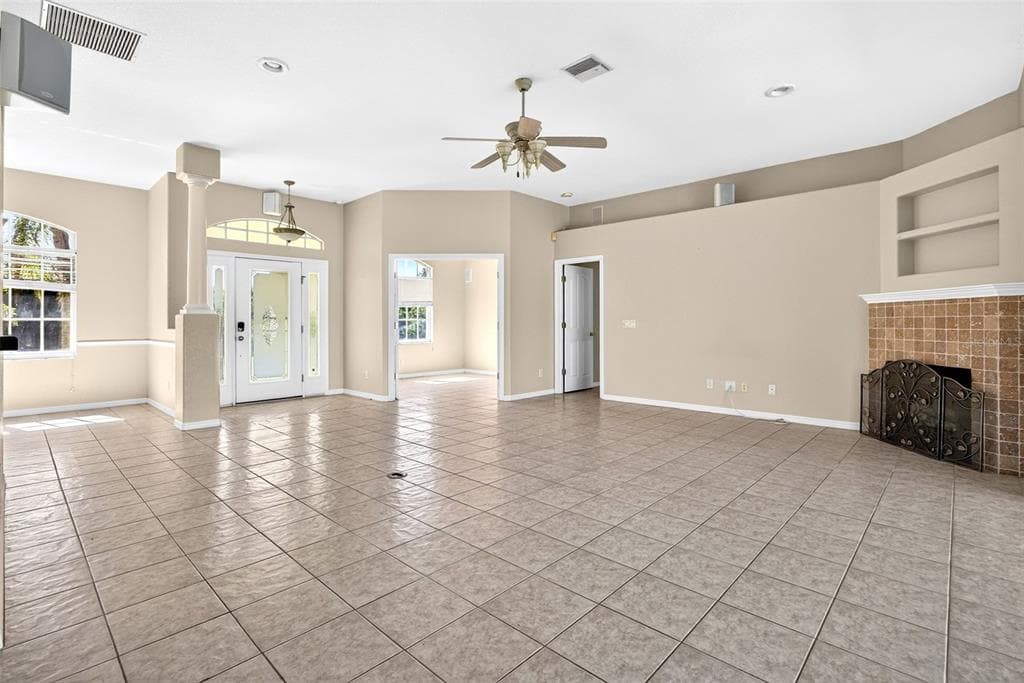 2494 VANKEUREN DRIVE photo 7