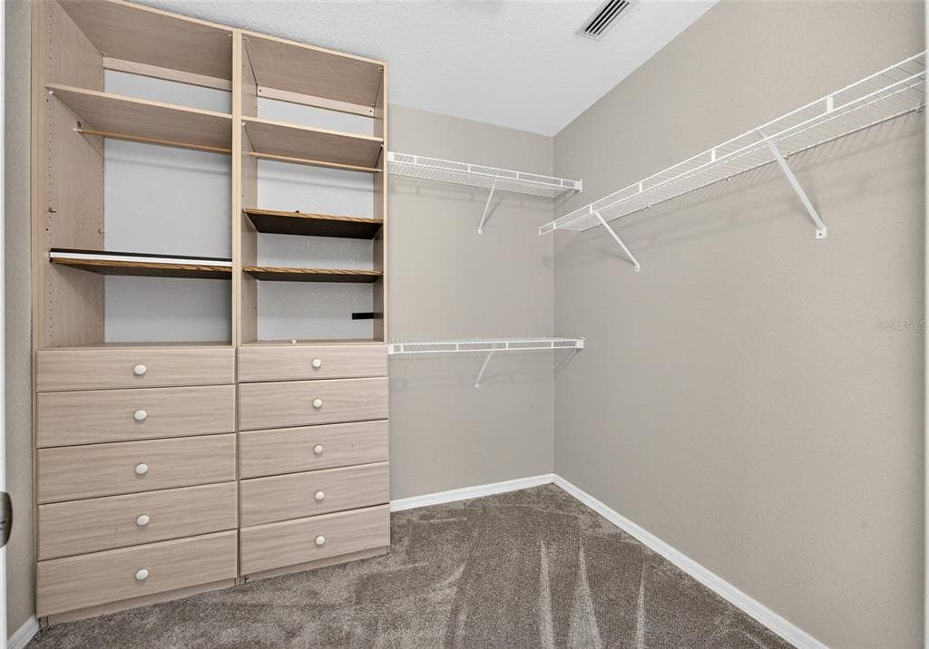 2494 VANKEUREN DRIVE photo 21