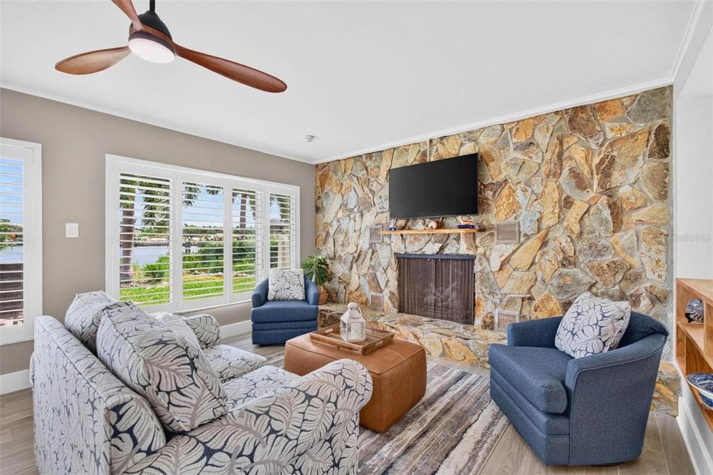 53 DOLPHIN DRIVE photo 13