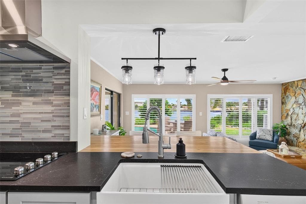 53 DOLPHIN DRIVE photo 20
