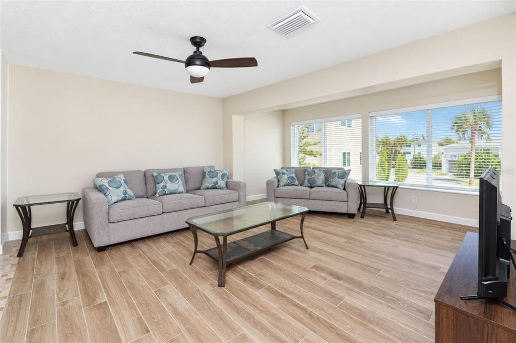 5055 N BEACH ROAD 203 photo 11