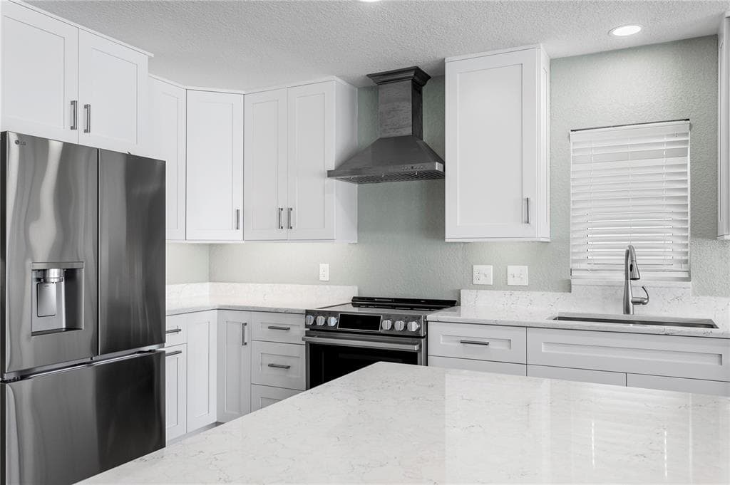 7989 CAUSEWAY BOULEVARD N photo 20