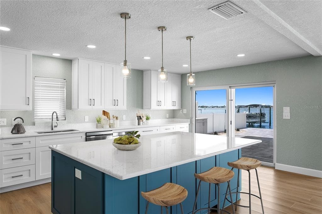 7989 CAUSEWAY BOULEVARD N photo 11