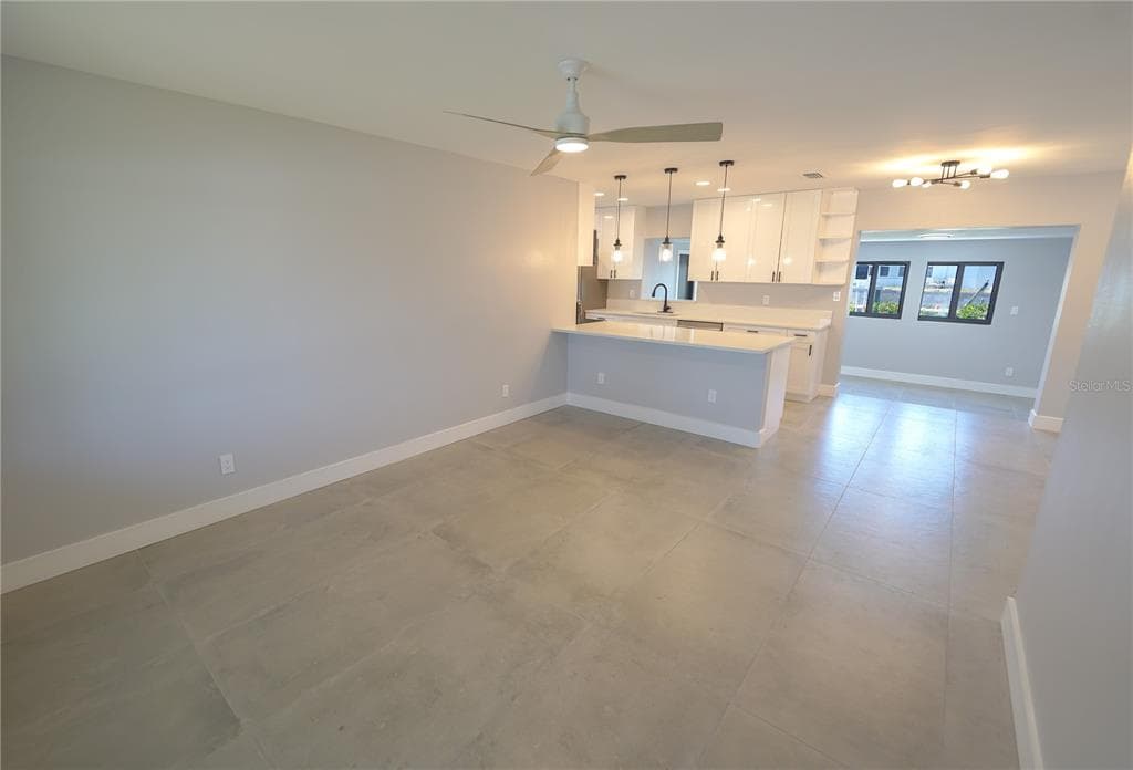 5812 LIVERPOOL DRIVE photo 19