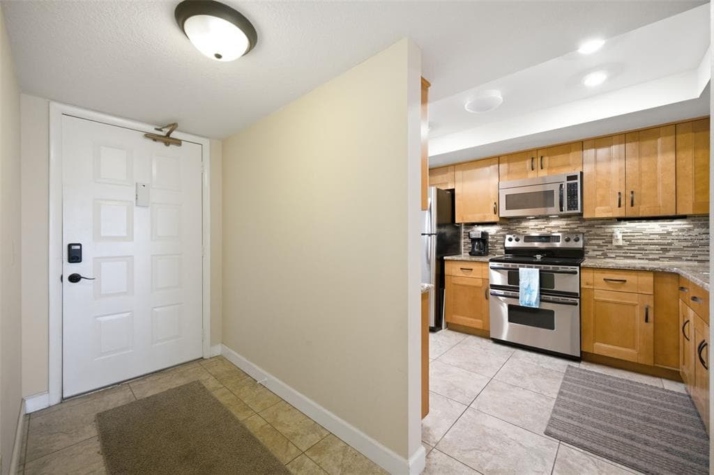 11730 SHIPWATCH DRIVE 207 photo 5