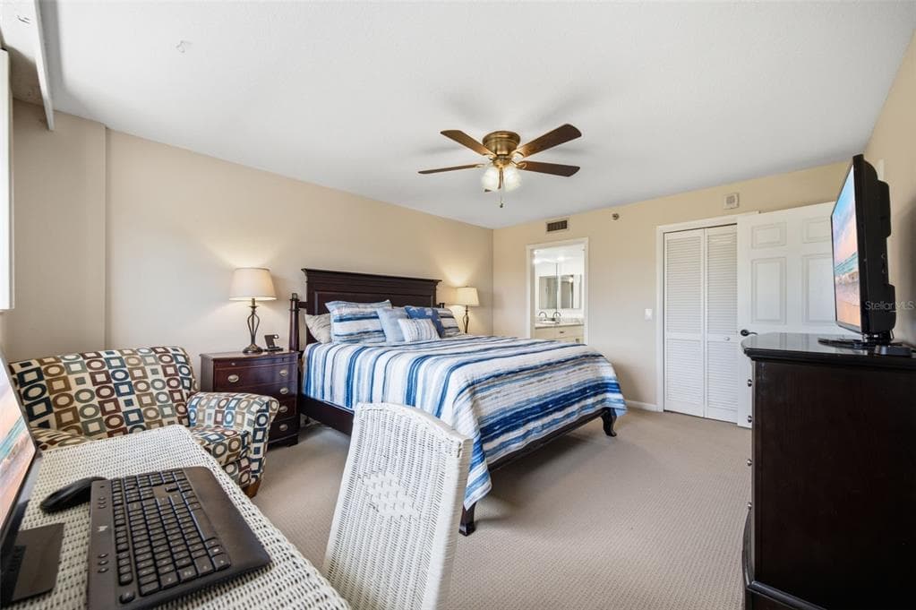 11730 SHIPWATCH DRIVE 207 photo 18