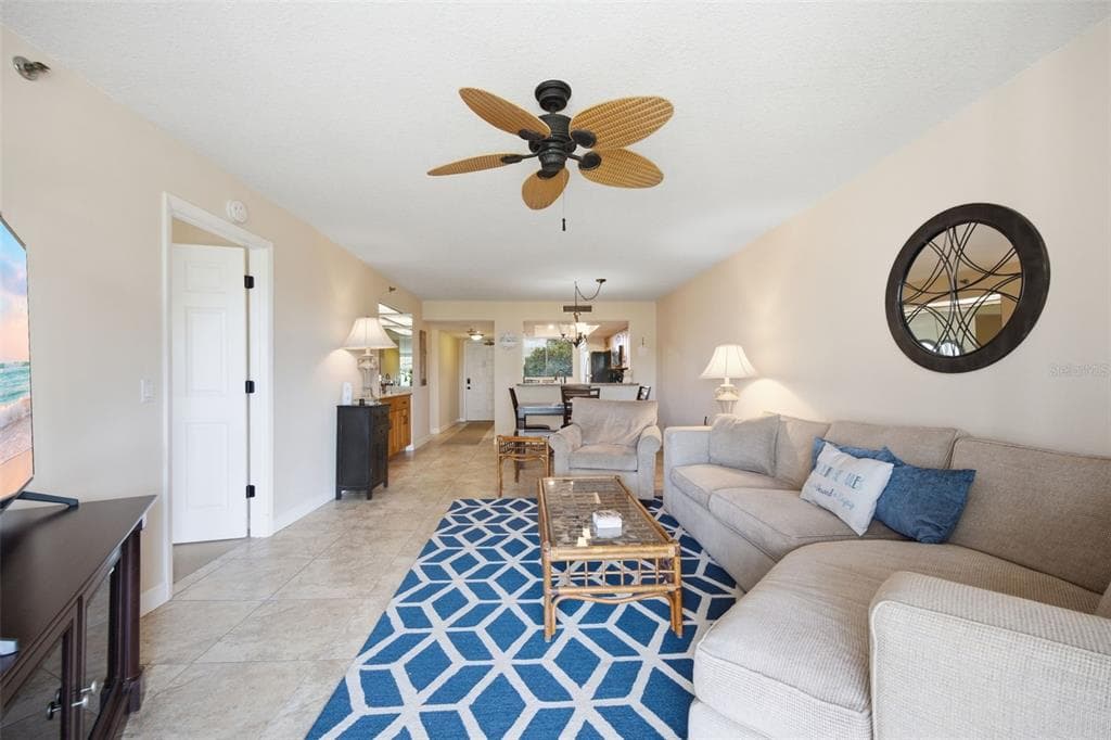 11730 SHIPWATCH DRIVE 207 photo 4