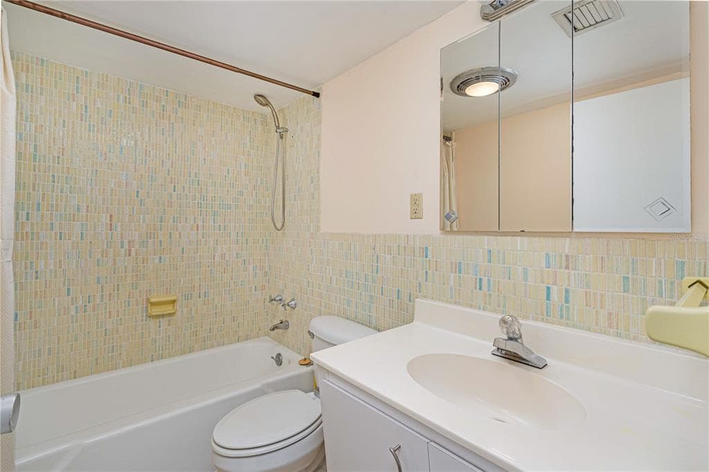 1224 S PENINSULA DRIVE 415 photo 14