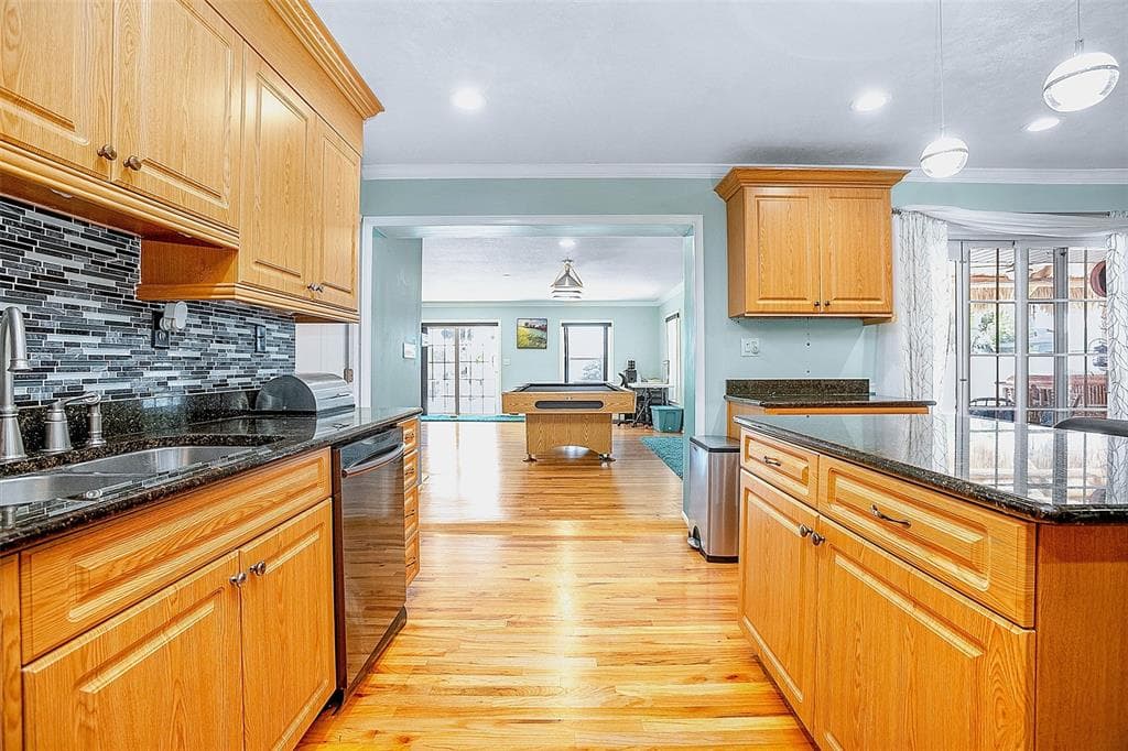 151 SEA ISLE CIRCLE photo 9