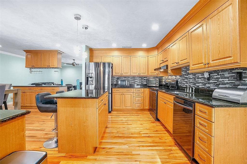 151 SEA ISLE CIRCLE photo 11