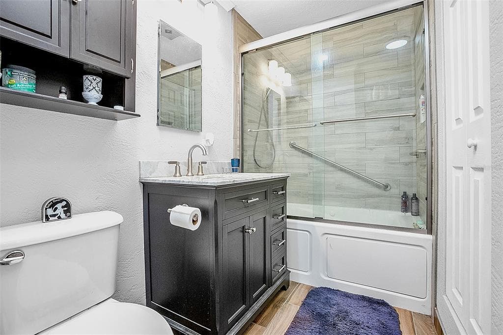 151 SEA ISLE CIRCLE photo 19