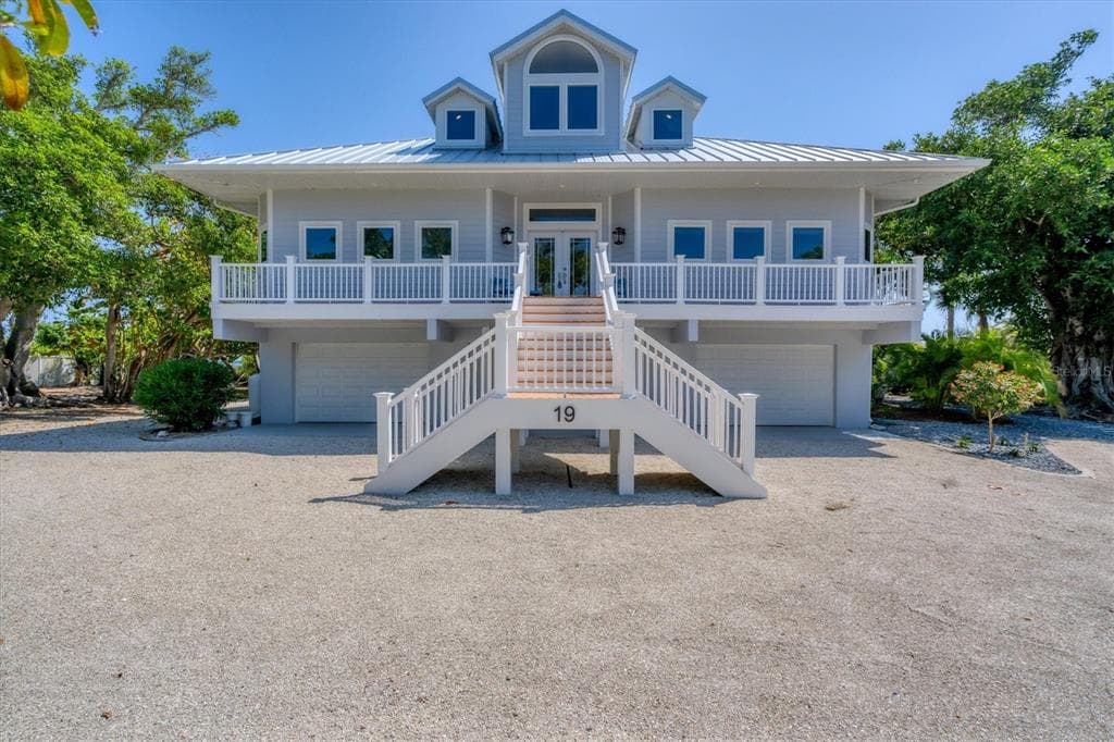 19 GROUPER HOLE DRIVE 2