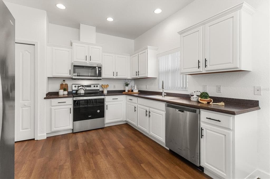 11504 DANCING RIVER DRIVE photo 12